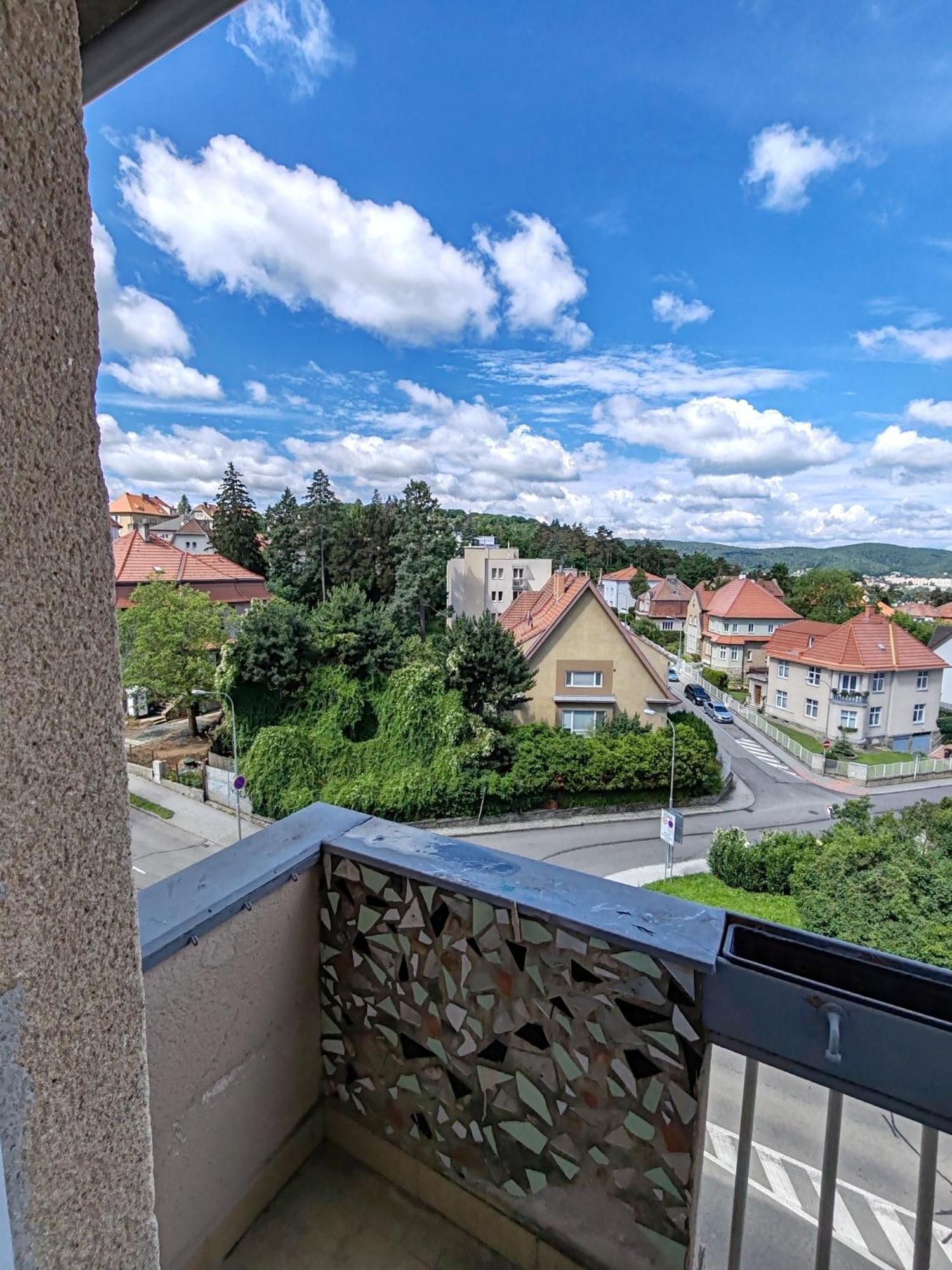 Apartman Brezinova Brünn Exterior foto